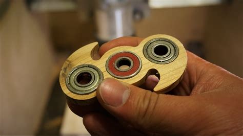 Making a wooden fidget spinner on the Mill One 